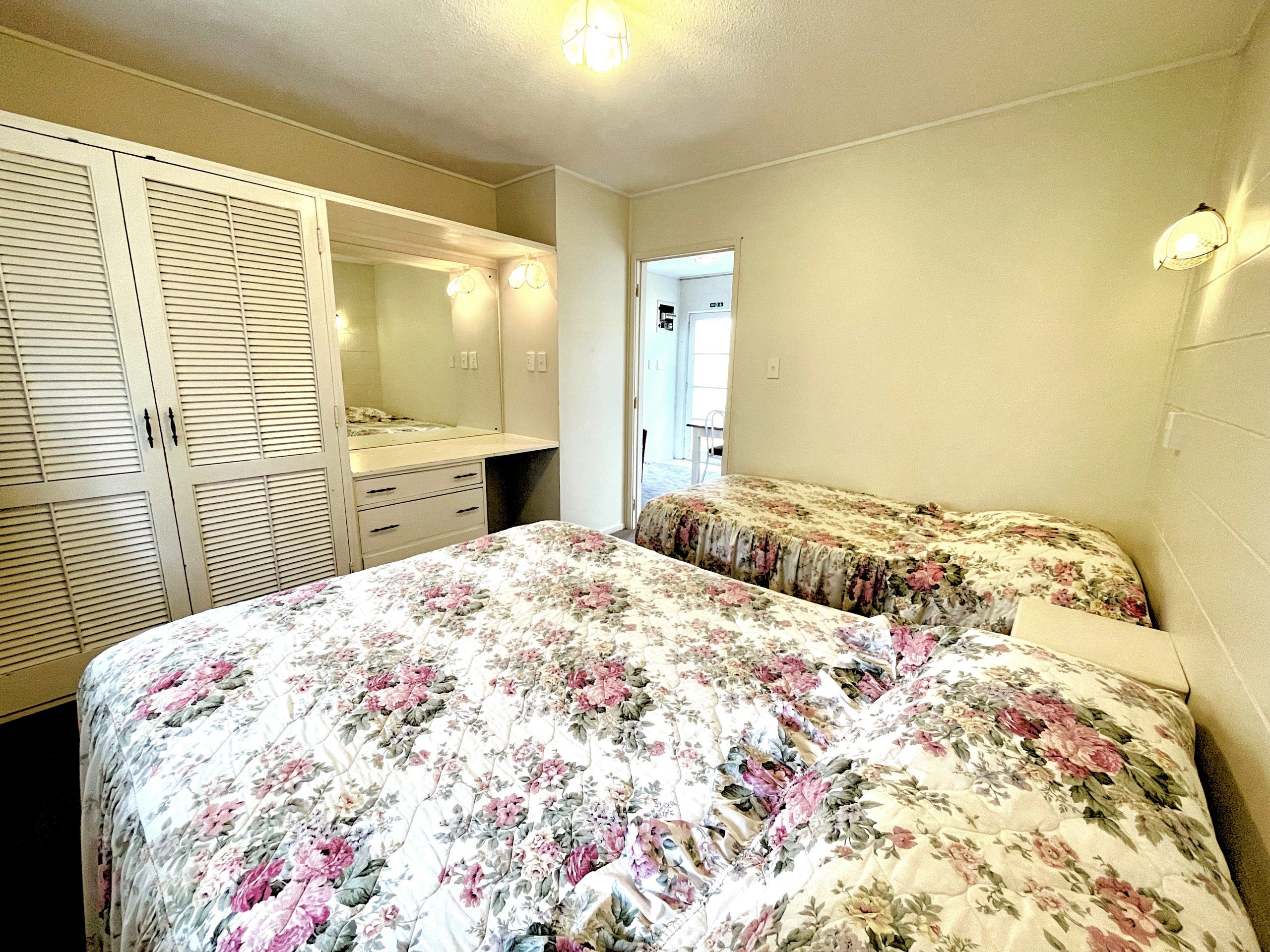 One-bedroom unit at Browns Bay Olive Tree Motel & Apartments