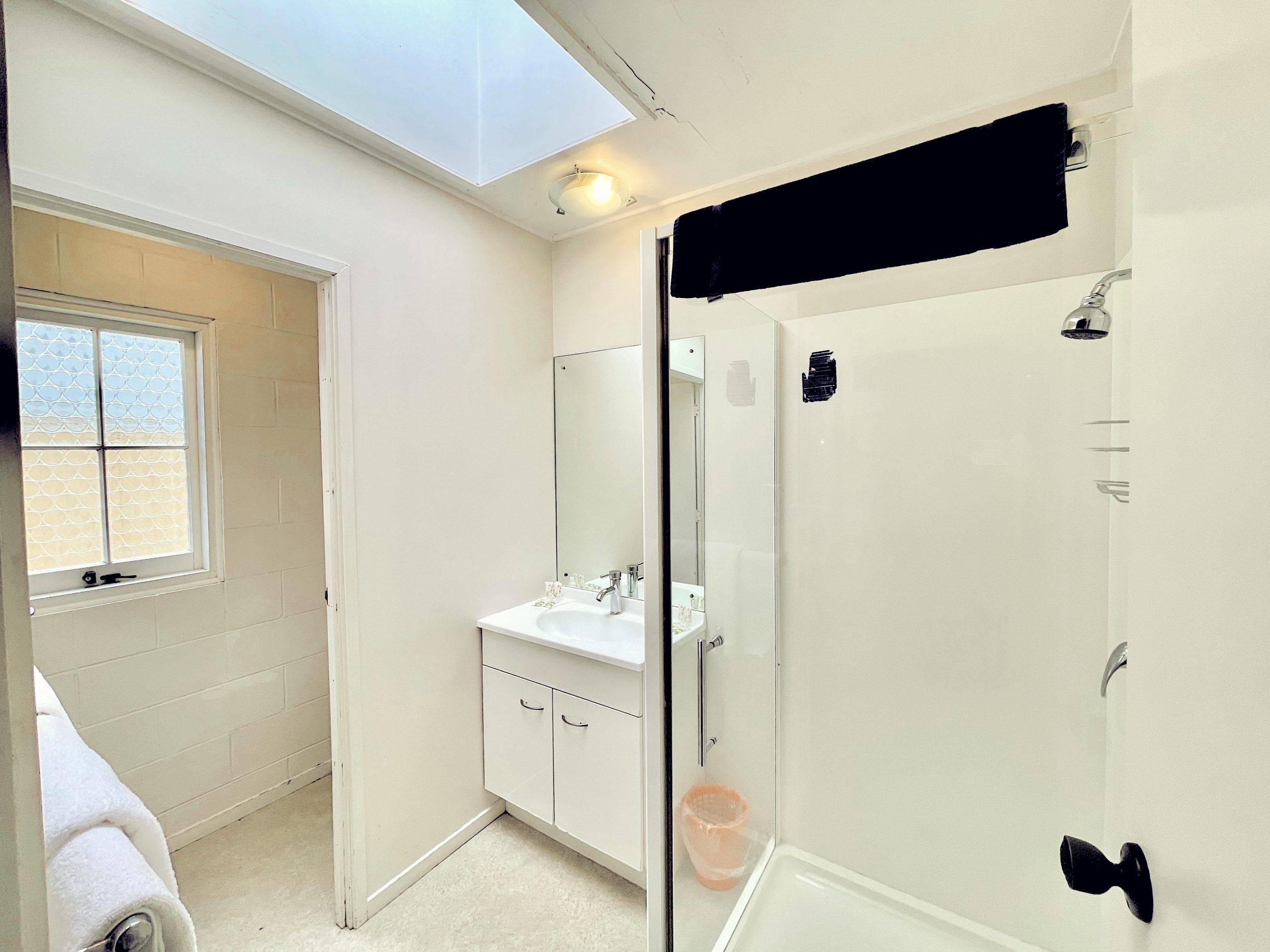 One-bedroom unit at Browns Bay Olive Tree Motel & Apartments